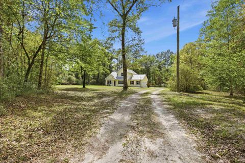 Tiny photo for 108 Hudson Lane, Crawfordville, FL 32327 (MLS # 398174)