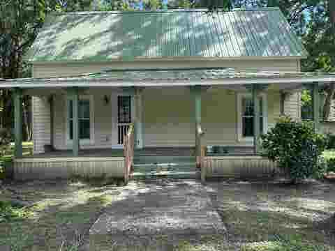Photo of 44 Bruton Street, Havana, FL 32333 (MLS # 401555)