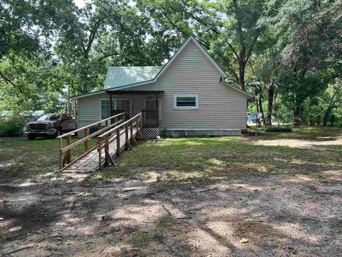 Tiny photo for 44 Bruton Street, Havana, FL 32333 (MLS # 401555)