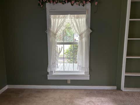 Tiny photo for 44 Bruton Street, Havana, FL 32333 (MLS # 401555)