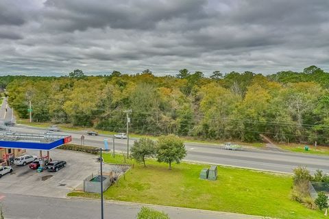 Tiny photo for 2068 Crawfordville Highway, Crawfordville, FL 32327 (MLS # 396786)