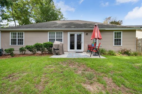 A home in TALLAHASSEE