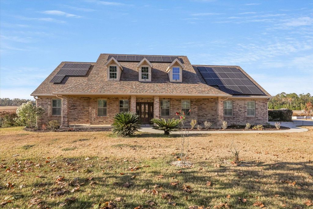 Photo of 479 NW Appaloosa Way, Madison, FL 32340 (MLS # 393567)