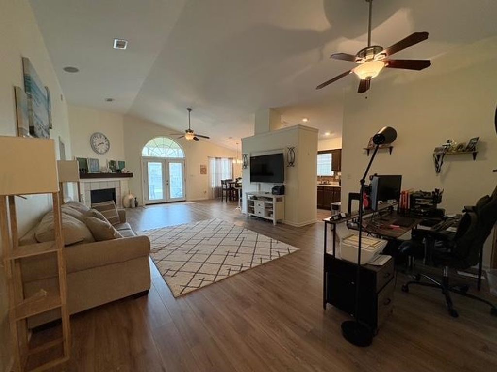 Photo of 1072 PINEY Z PLANTATION Road, Tallahassee, FL 32311 (MLS # 398481)