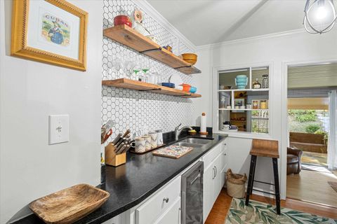 Tiny photo for 1940 Temple Drive, Tallahassee, FL 32303 (MLS # 392974)