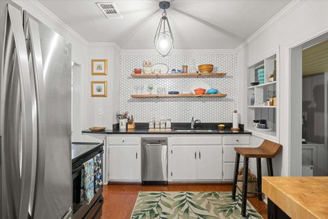 Tiny photo for 1940 Temple Drive, Tallahassee, FL 32303 (MLS # 392974)