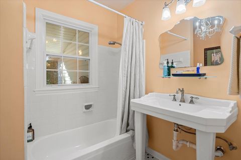 Tiny photo for 1940 Temple Drive, Tallahassee, FL 32303 (MLS # 392974)