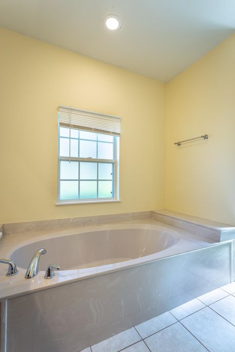 Tiny photo for 1138 Sandler Ridge Road Rd, Tallahassee, FL 32317 (MLS # 387006)