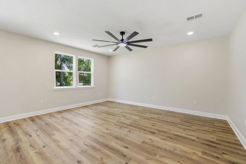 Tiny photo for 933 Cap Tram Road, Tallahassee, FL 32317 (MLS # 398496)