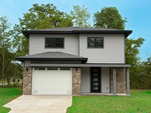 Tiny photo for 933 Cap Tram Road, Tallahassee, FL 32317 (MLS # 398496)