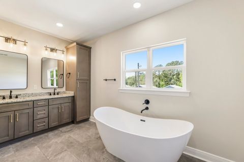Tiny photo for 933 Cap Tram Road, Tallahassee, FL 32317 (MLS # 398496)