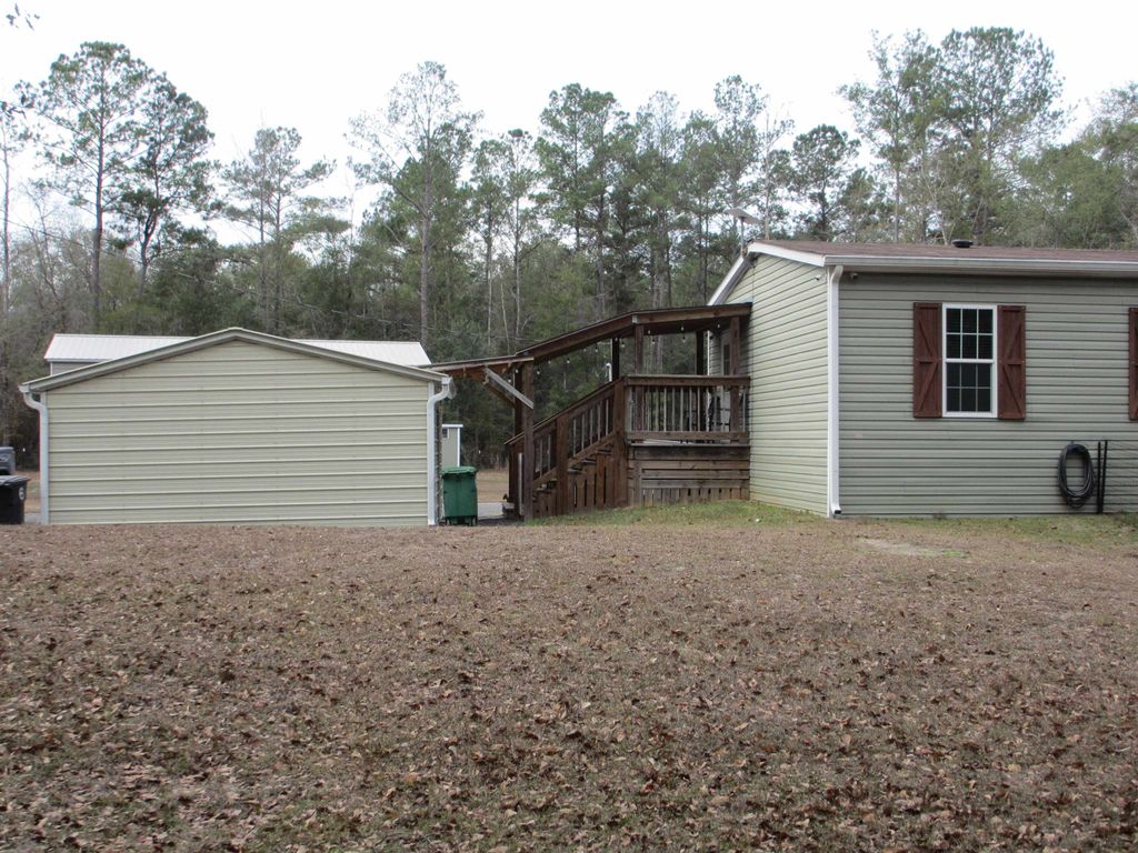 Photo of 8032 Christina Road Rd, Tallahassee, FL 32305 (MLS # 395561)