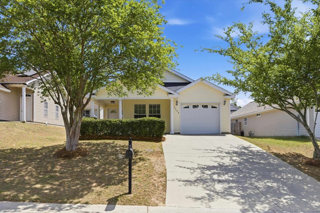 Photo of 3599 Clear Creek Drive, Tallahassee, FL 32301 (MLS # 398759)