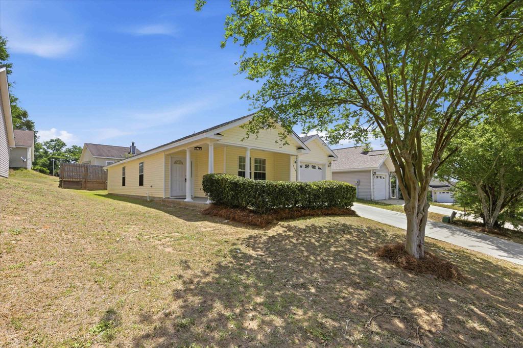 Photo of 3599 Clear Creek Drive, Tallahassee, FL 32301 (MLS # 398759)