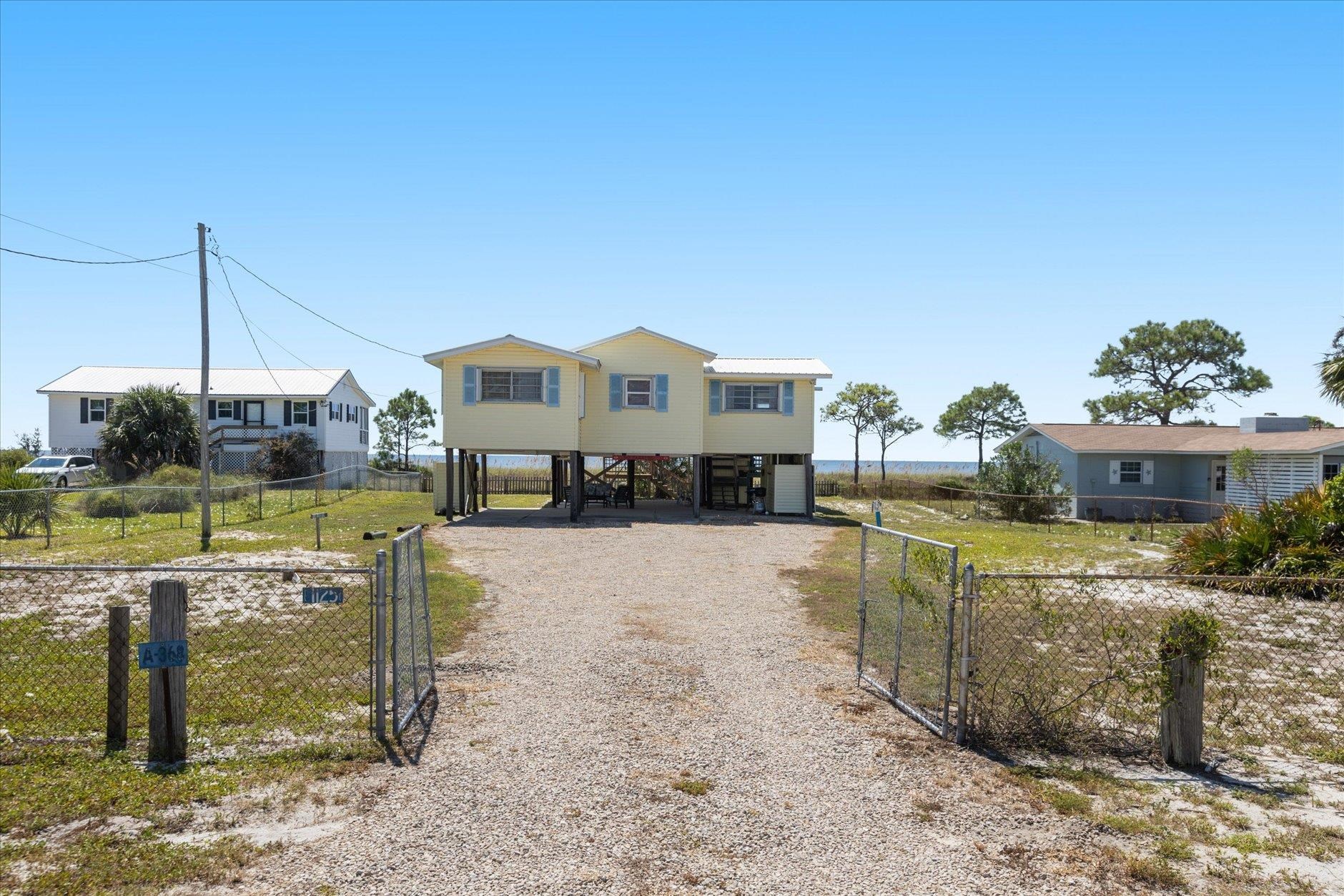 1125 Alligator Drive
