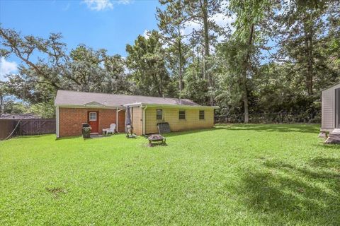 Tiny photo for 1529 Live Oak Drive, Tallahassee, FL 32301 (MLS # 387291)