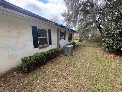 Tiny photo for 3425 Laura Street, Tallahassee, FL 32305 (MLS # 397278)