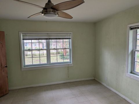 Tiny photo for 3425 Laura Street, Tallahassee, FL 32305 (MLS # 397278)