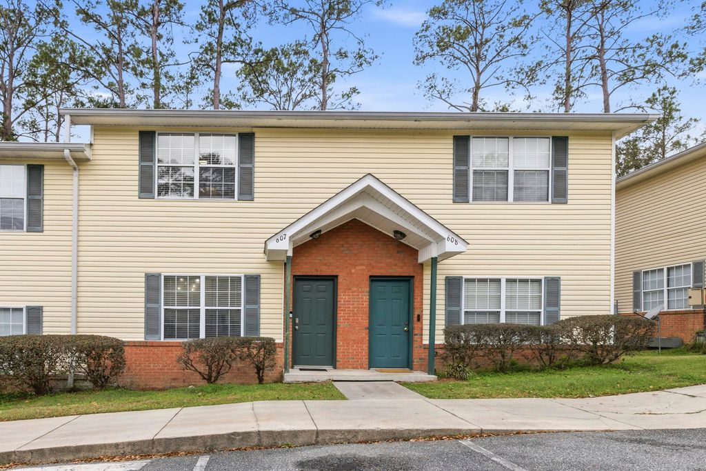 Photo of 2403 Hartsfield Road #607, Tallahassee, FL 32303 (MLS # 396836)