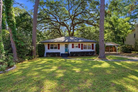 Photo of 1601 KUHLACRES Drive, Tallahassee, FL 32308 (MLS # 399280)