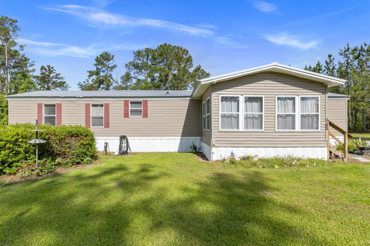1000 Bishop Farm Road