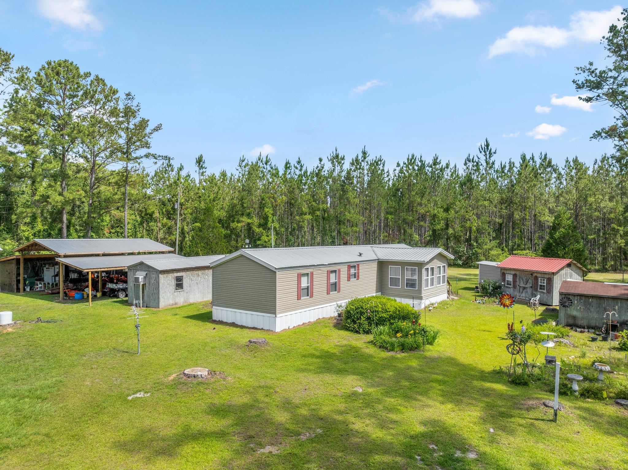 1000 Bishop Farm Road