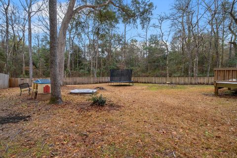 Tiny photo for 3107 Foxwood Lane Ln, Tallahassee, FL 32309 (MLS # 396113)
