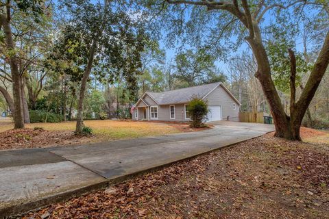 Tiny photo for 3107 Foxwood Lane Ln, Tallahassee, FL 32309 (MLS # 396113)
