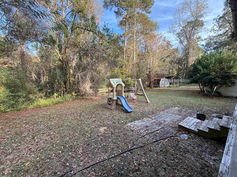 Tiny photo for 833 Sir Richard Road, Tallahassee, FL 32310 (MLS # 393800)