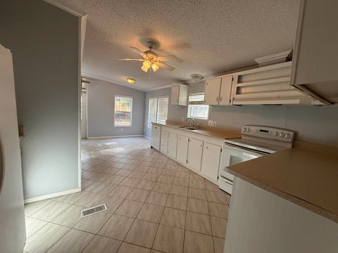 Tiny photo for 833 Sir Richard Road, Tallahassee, FL 32310 (MLS # 393800)