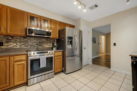 Tiny photo for 8381 Hunters Ridge Trail, Tallahassee, FL 32312 (MLS # 401622)