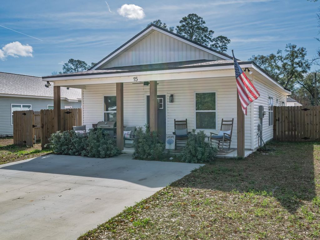 Photo of 15 Kiowa Trail, Crawfordville, FL 32327 (MLS # 396542)