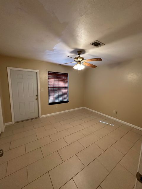 Tiny photo for 1071 Ocala Road, Tallahassee, FL 32304 (MLS # 392335)