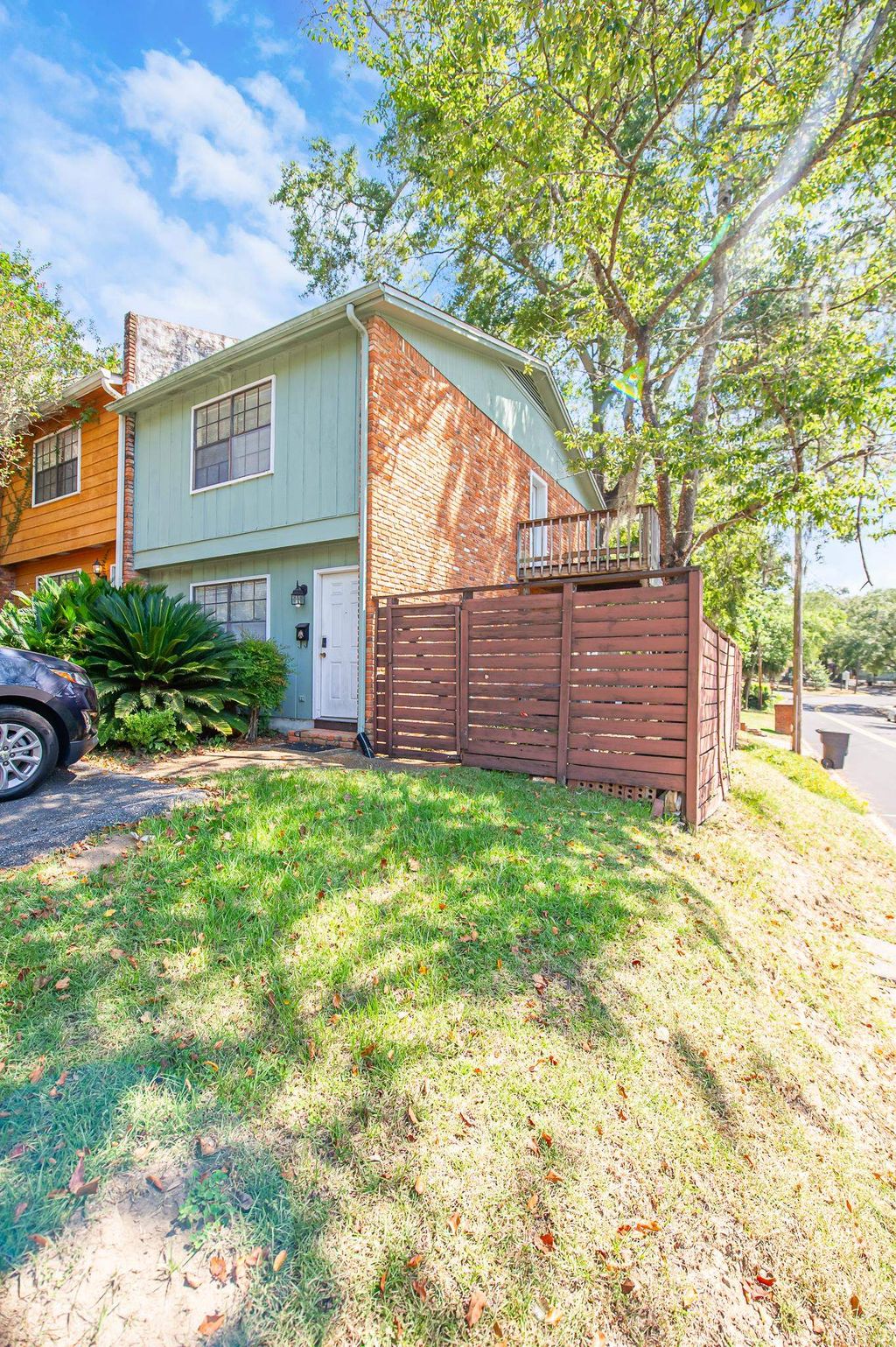 Photo of 242 Lake Ella Drive #1, Tallahassee, FL 32303 (MLS # 391534)