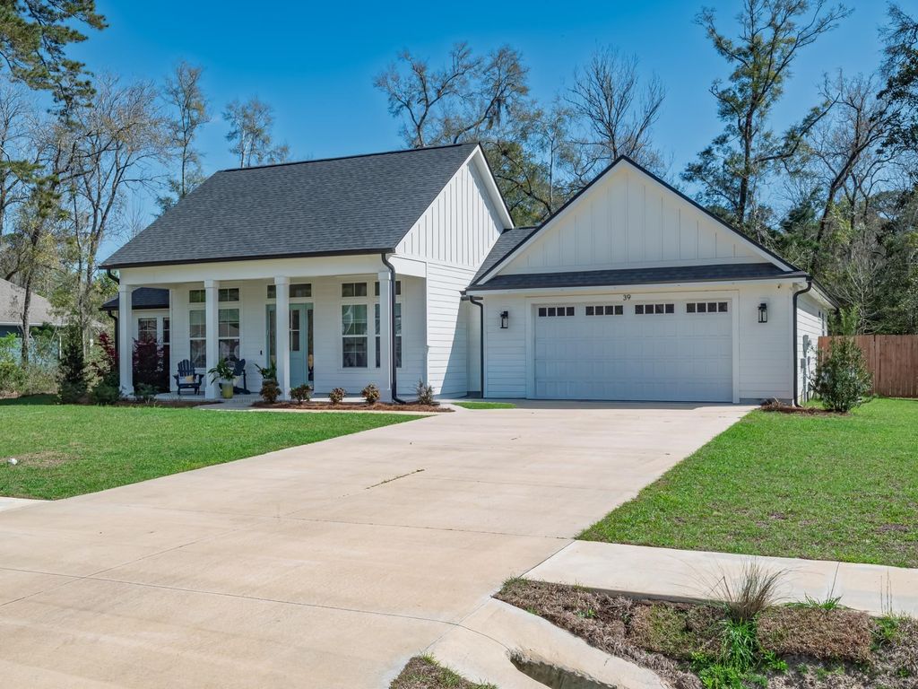 Photo of 39 Getaway Lane, Crawfordville, FL 32327 (MLS # 397388)