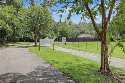 Tiny photo for 1625 Centerville Road #10, Tallahassee, FL 32308 (MLS # 402830)