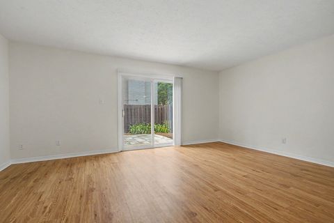 Tiny photo for 1625 Centerville Road #10, Tallahassee, FL 32308 (MLS # 402830)
