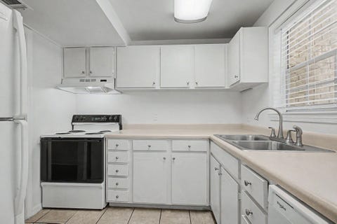 Tiny photo for 1625 Centerville Road #10, Tallahassee, FL 32308 (MLS # 402830)