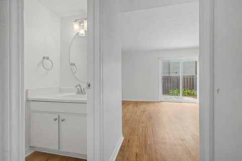 Tiny photo for 1625 Centerville Road #10, Tallahassee, FL 32308 (MLS # 402830)