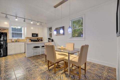 Tiny photo for 416 E Georgia Street, Tallahassee, FL 32301 (MLS # 391646)
