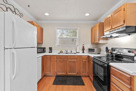 Tiny photo for 416 E Georgia Street, Tallahassee, FL 32301 (MLS # 391646)