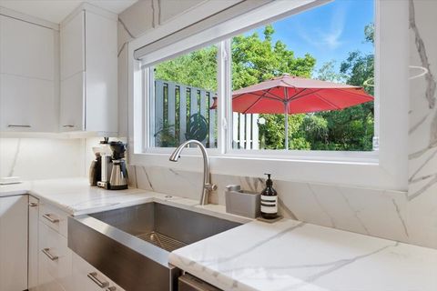 Tiny photo for 418 E Carolina Street, Tallahassee, FL 32301 (MLS # 394280)