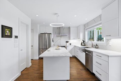 Tiny photo for 418 E Carolina Street, Tallahassee, FL 32301 (MLS # 394280)