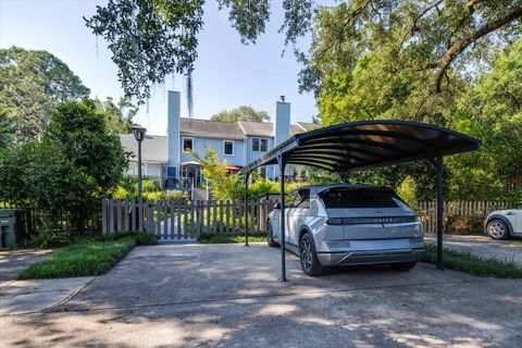 Tiny photo for 418 E Carolina Street, Tallahassee, FL 32301 (MLS # 394280)