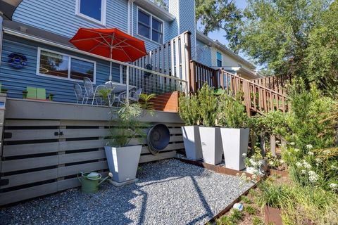 Tiny photo for 418 E Carolina Street, Tallahassee, FL 32301 (MLS # 394280)