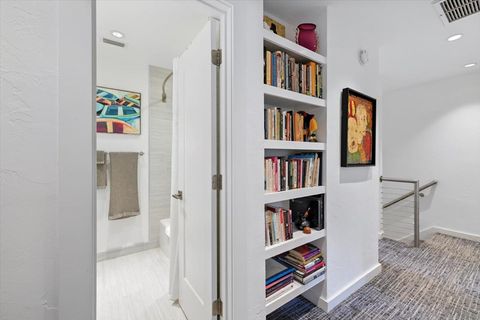 Tiny photo for 418 E Carolina Street, Tallahassee, FL 32301 (MLS # 394280)