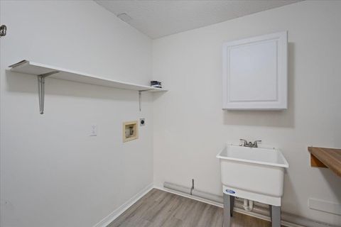 Tiny photo for 203 Southwood Drive, Perry, FL 32348 (MLS # 392057)