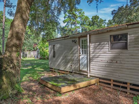 Tiny photo for 5952 Fox Road, Tallahassee, FL 32305 (MLS # 389980)