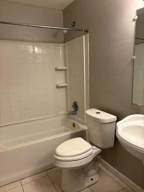 Tiny photo for 1521 LAKE Avenue, Tallahassee, FL 32310 (MLS # 399900)