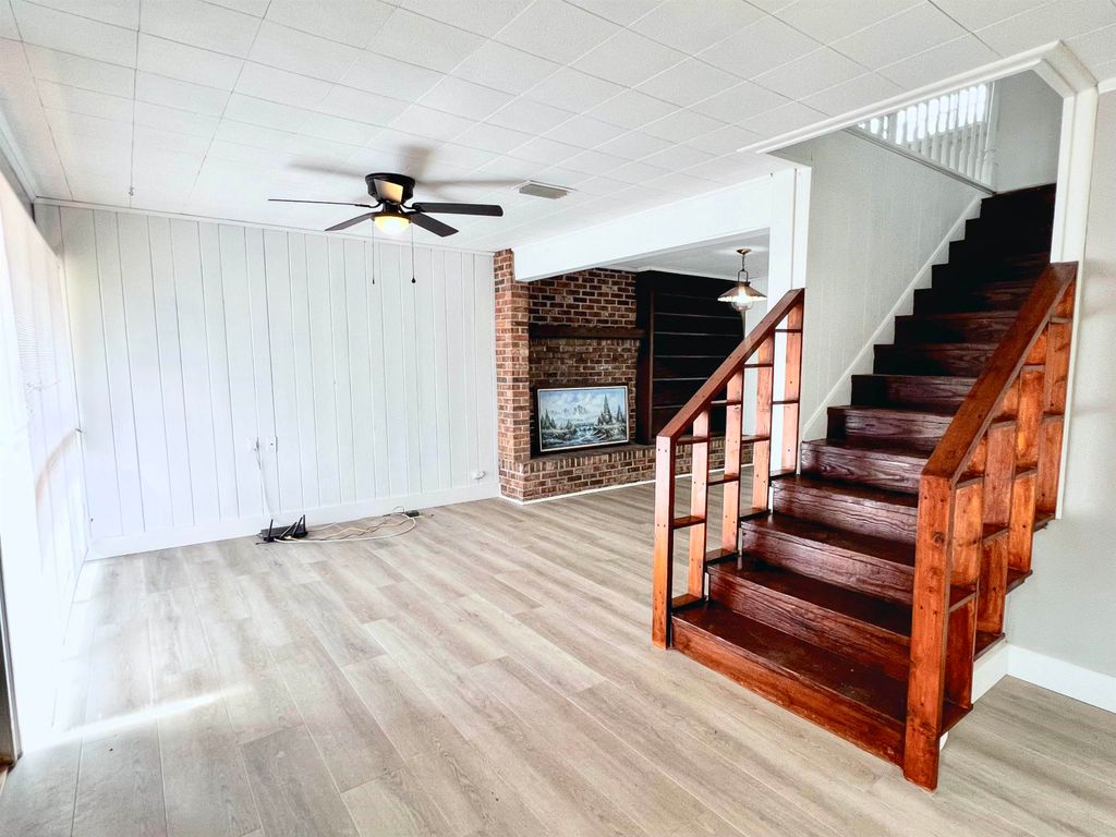 Photo of 1954 W Sharon Street, Quincy, FL 32351 (MLS # 396578)